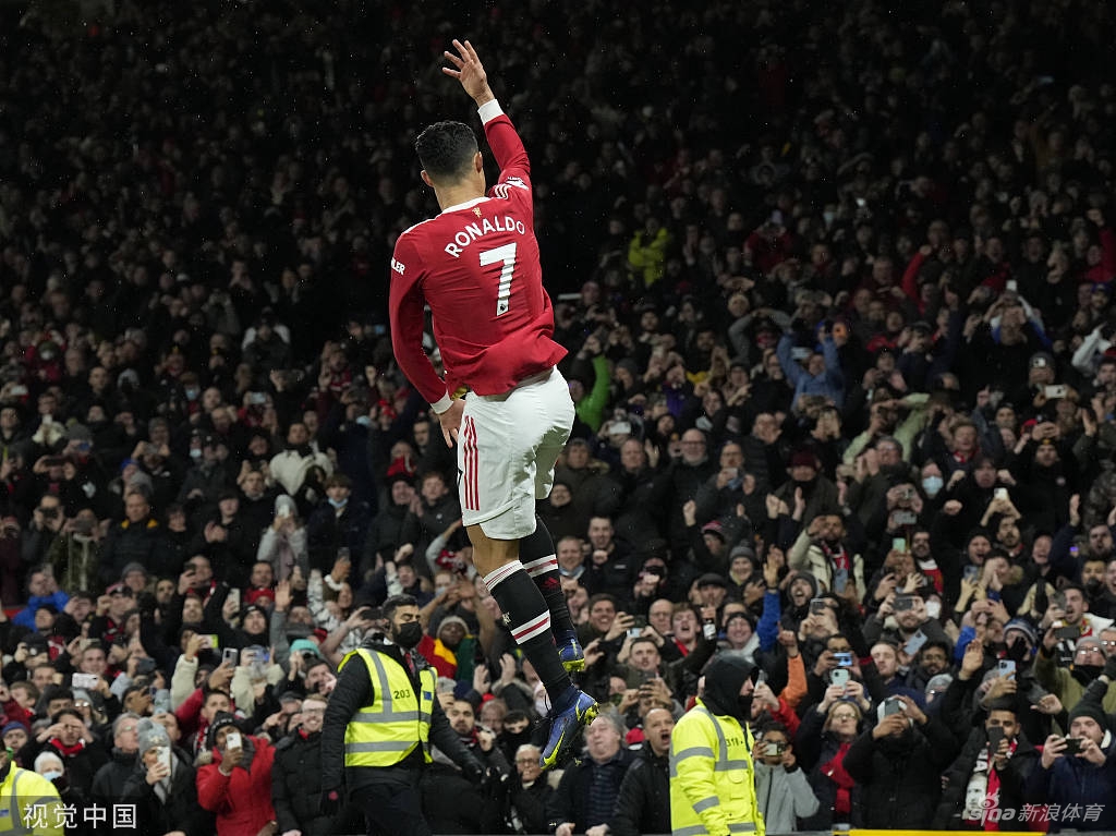 [英超]曼联3-2阿森纳 C罗梅开二度