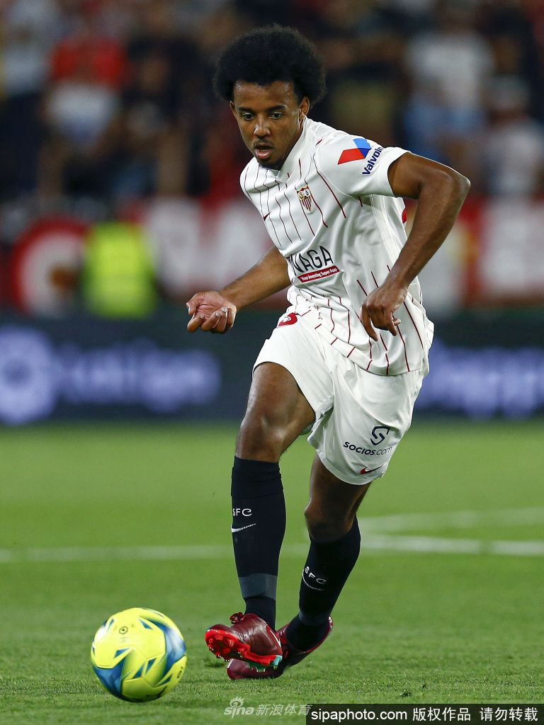 切尔西签孔德达协议