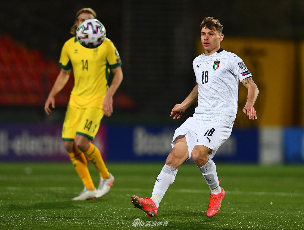 [世预赛]意大利2-0立陶宛 国米两中场立功
