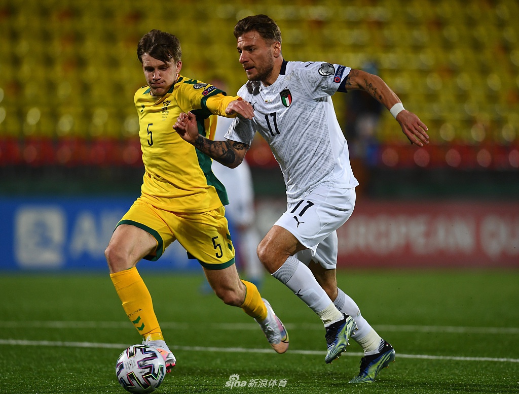 [世预赛]意大利2-0立陶宛 国米两中场立功