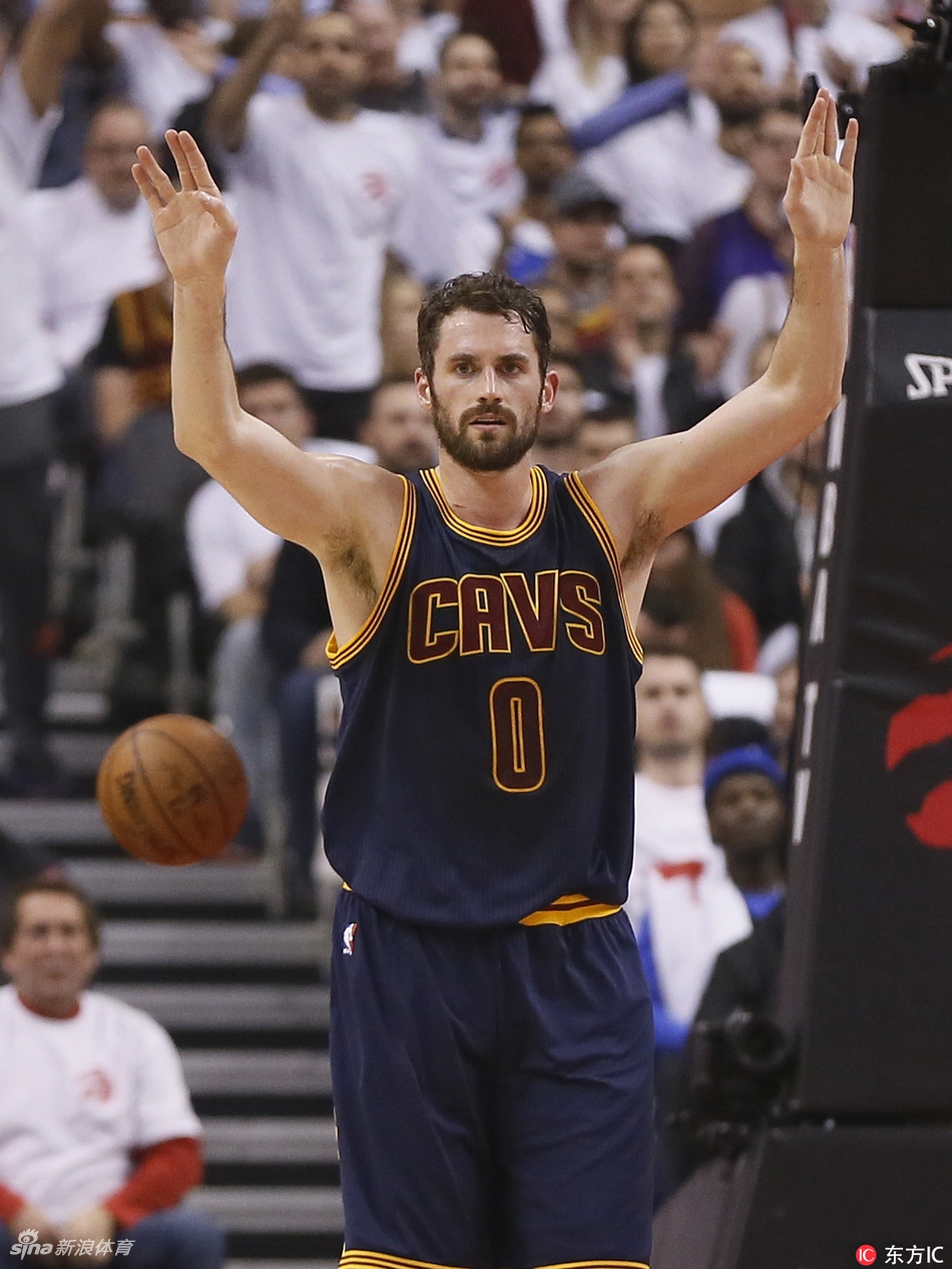 骑勇众将庆祝手势大盘点