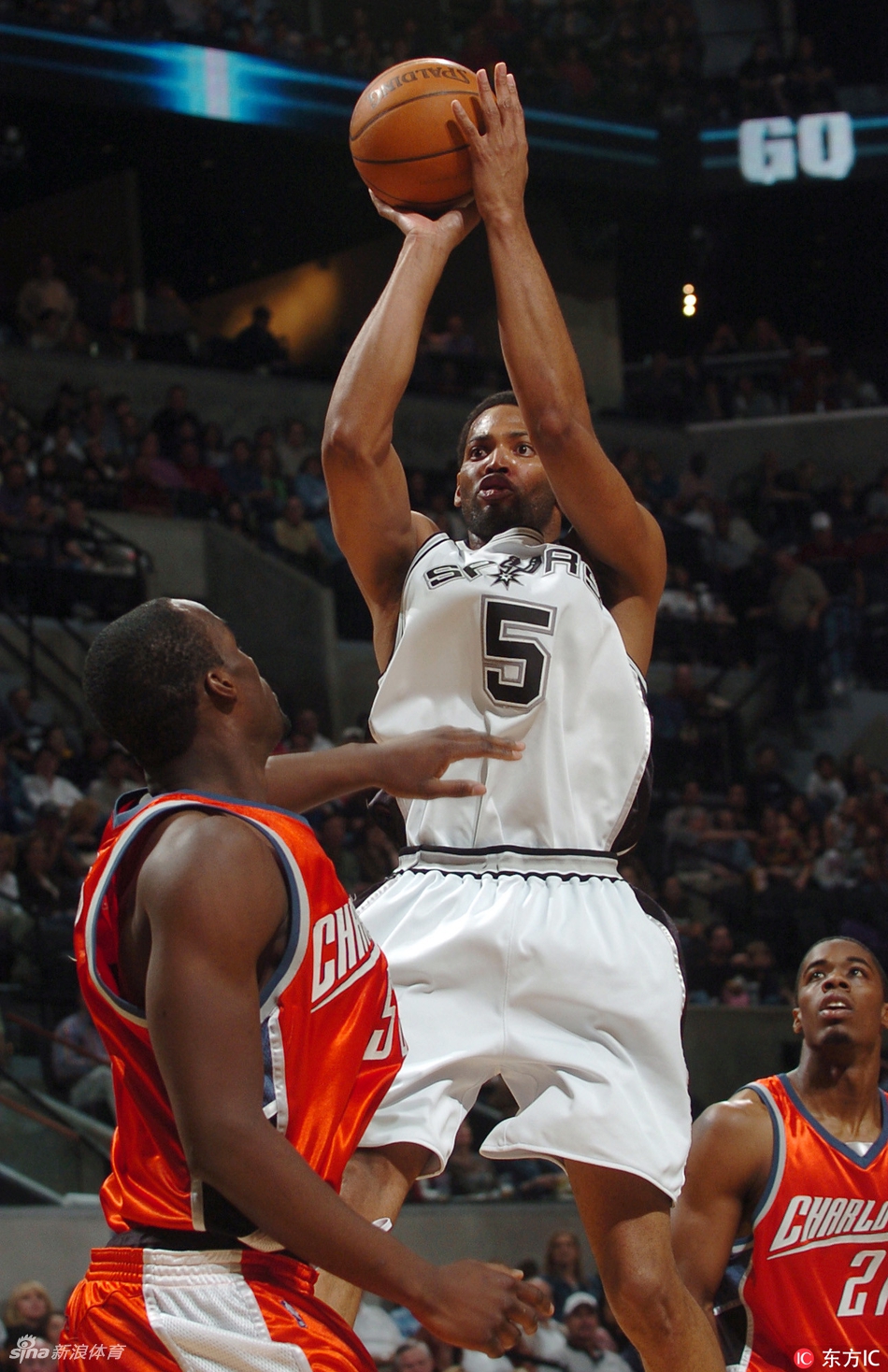 可还有冷血杀手的影子?霍里便装逛夜店