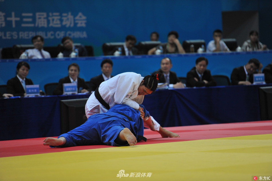 全运会柔道女子78公斤李扬击败于颂夺金