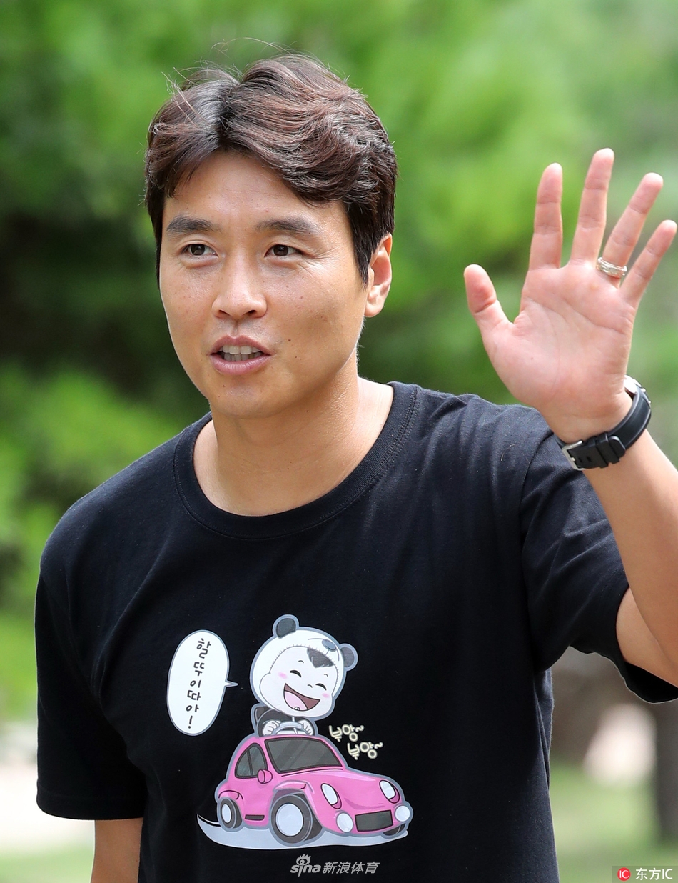 李东国与韩国国家队汇合再次入选国家队心情好