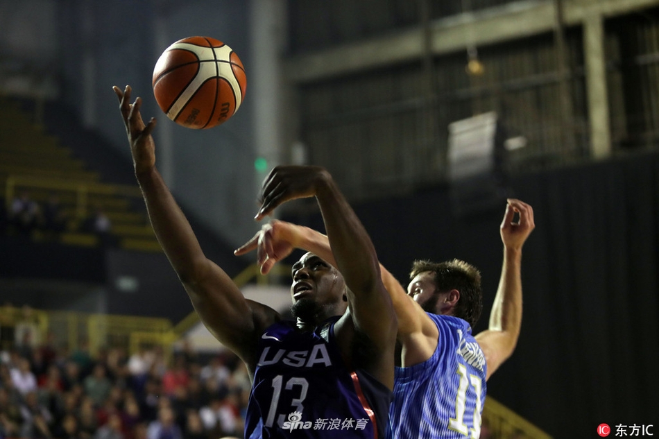男篮美洲杯小组赛c组美国74-66乌拉圭