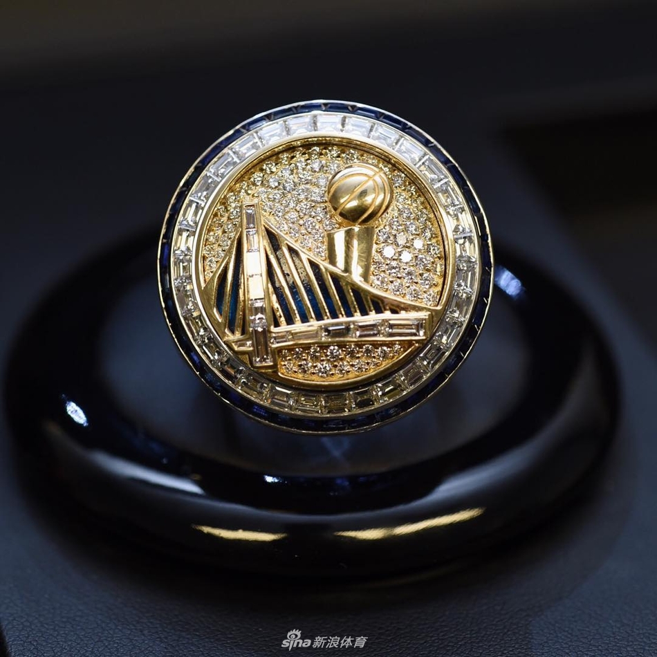 勇士队第二枚总冠军戒指