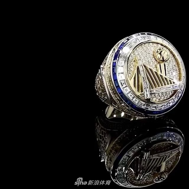 勇士总冠军戒指特写