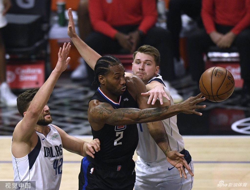 [NBA季后赛]独行侠127-121快船 东契奇39分拿两连胜