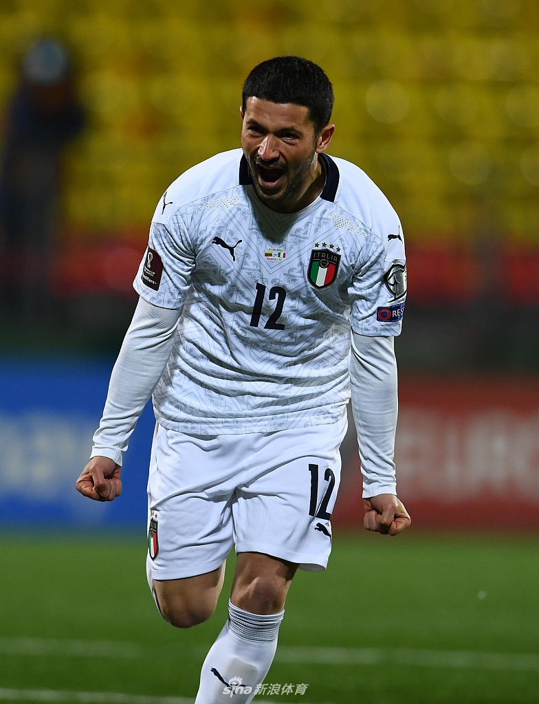 [世预赛]意大利2-0立陶宛 国米两中场立功