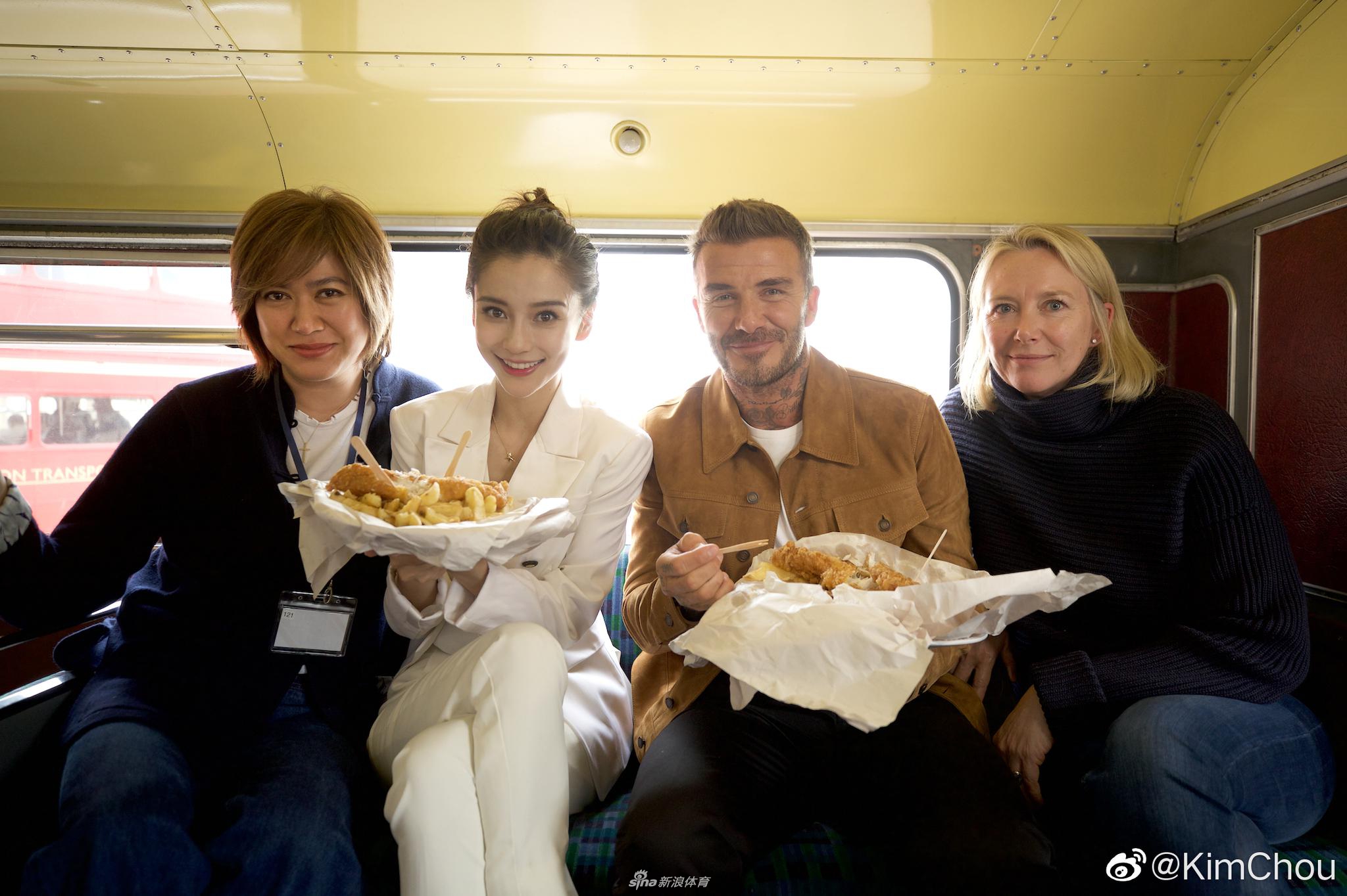 美！Angelababy晒与小贝合影