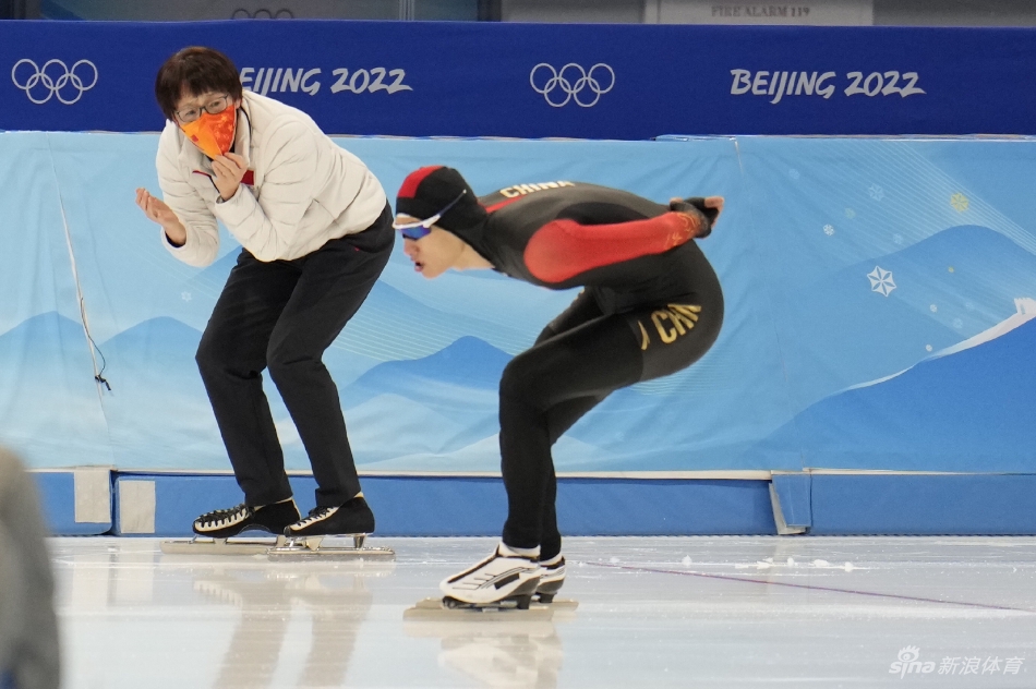 新浪直击速滑男子1500米宁忠岩获第7