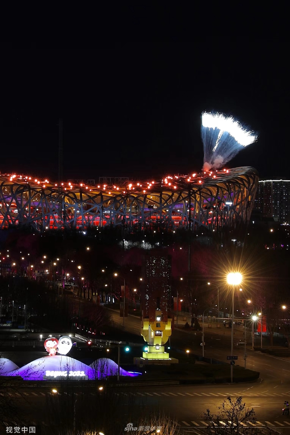 烟花璀璨！冬奥开幕式鸟巢夜景