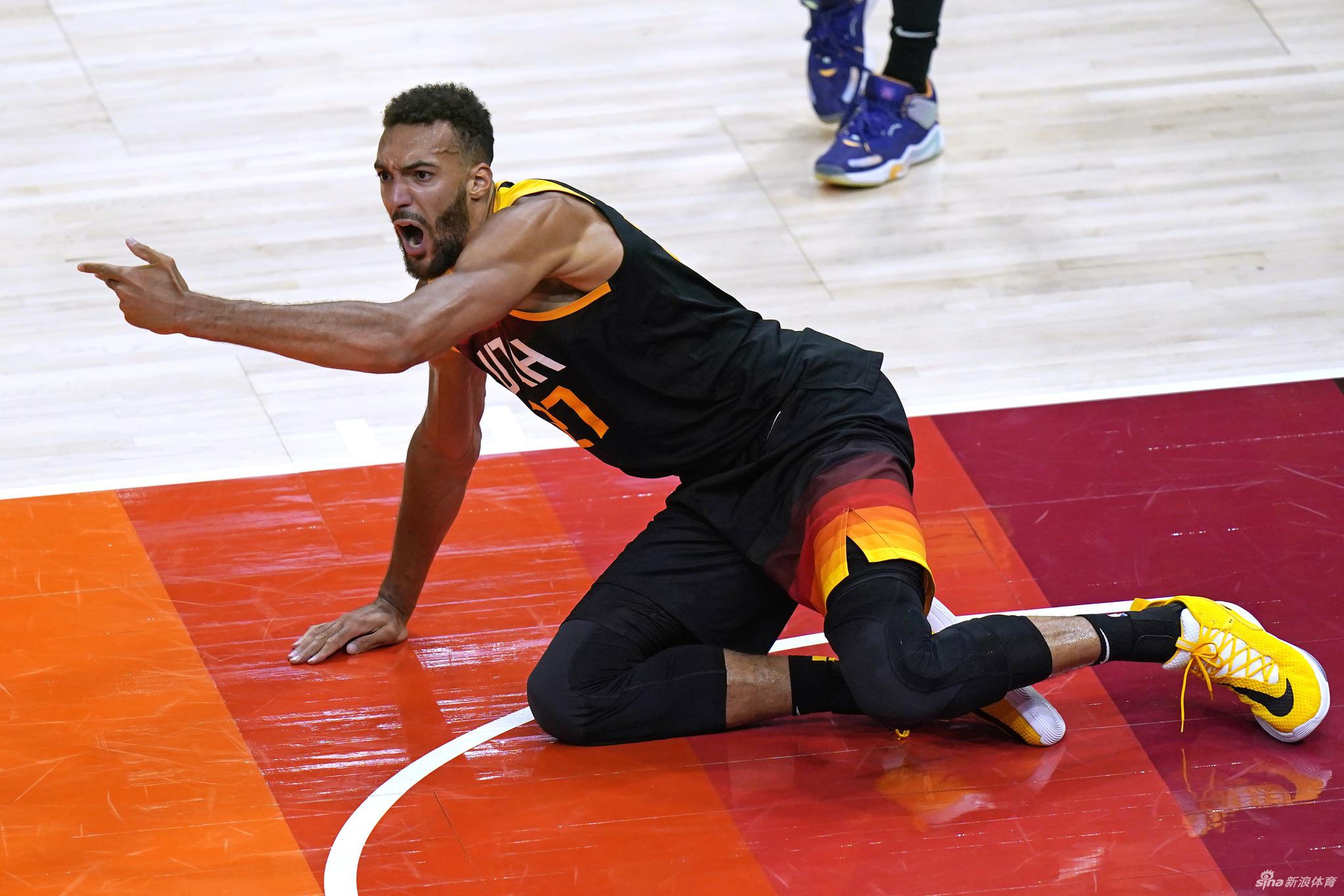 [NBA季后赛]快船119-111爵士 泡椒37分总分3-2