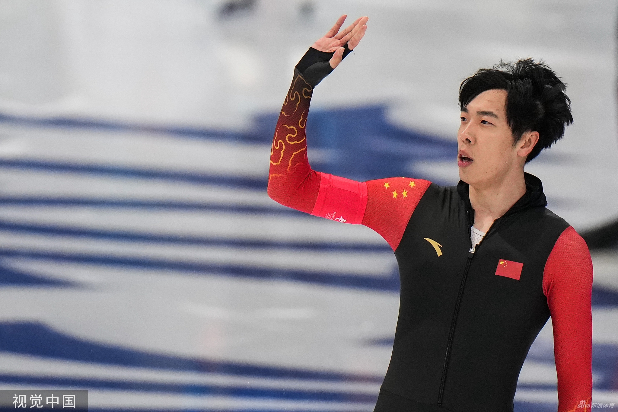 速滑男子1000米廉子文获得第19名