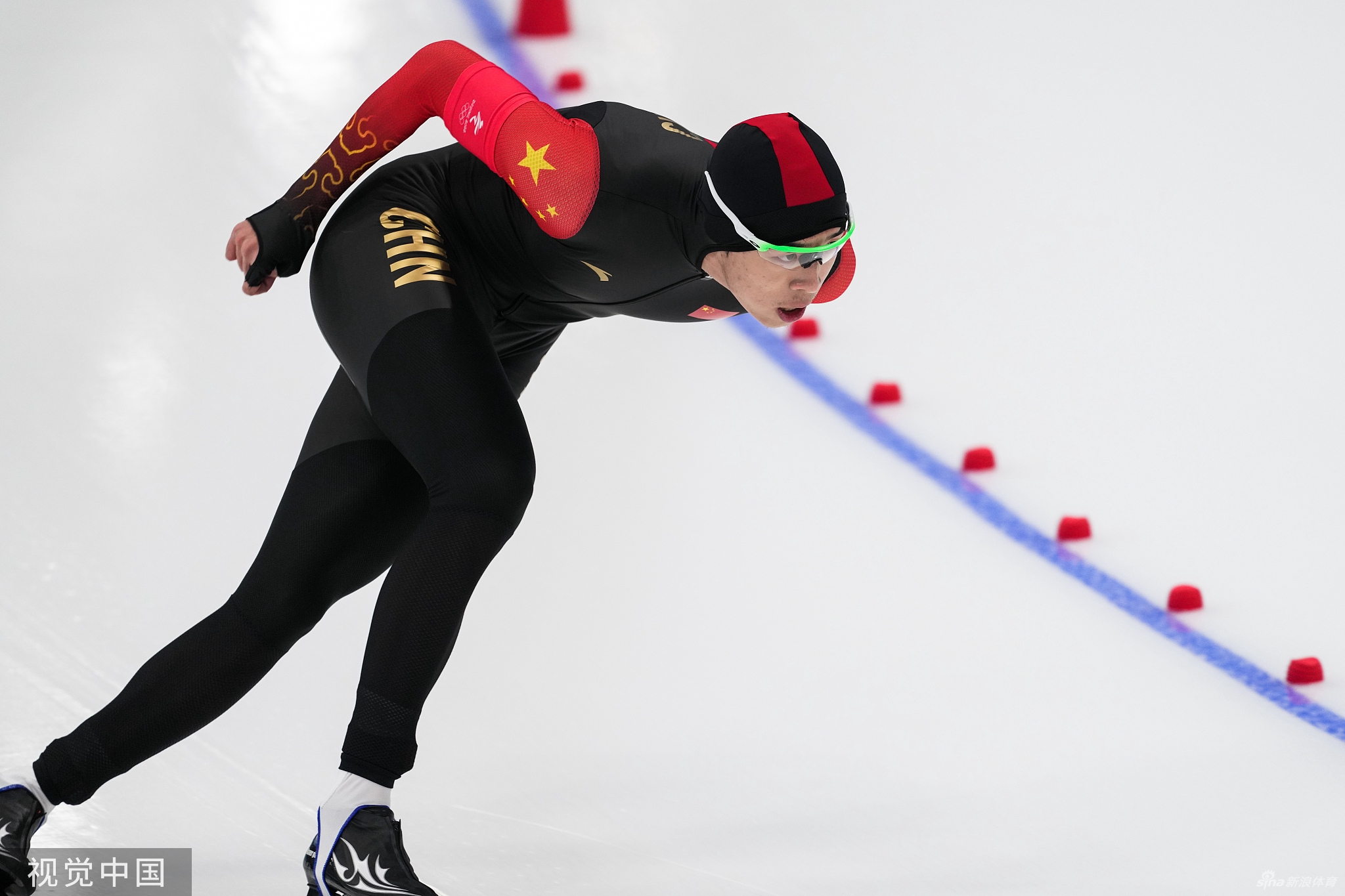 速滑男子1000米廉子文获得第19名