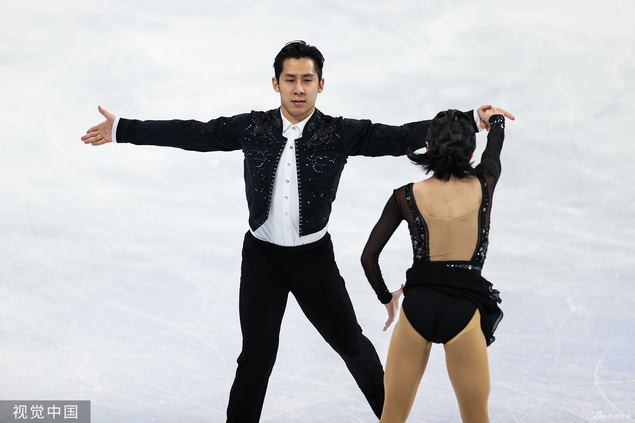 花滑双人短节目韩聪/隋文静排名第一