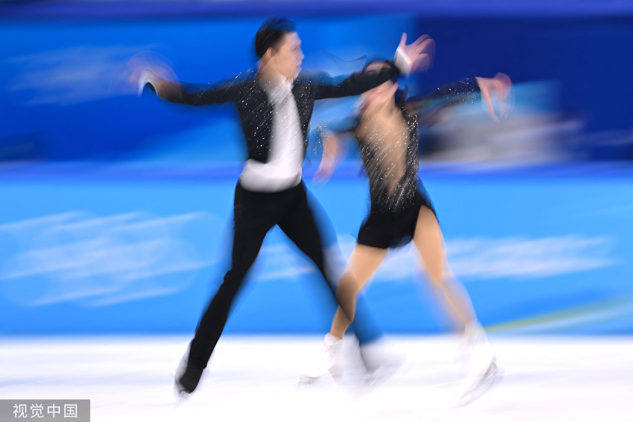 花滑双人短节目韩聪/隋文静排名第一