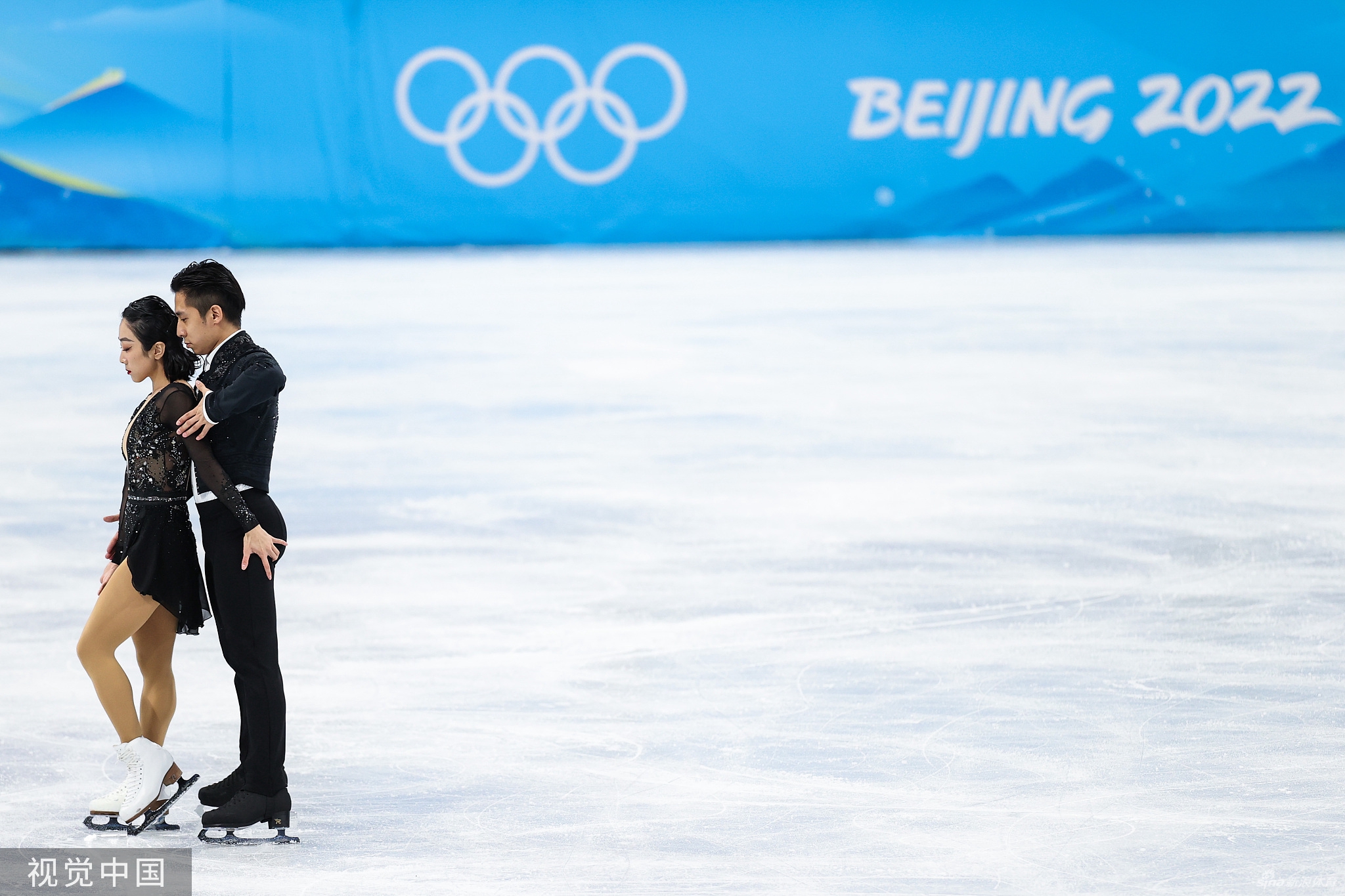 花滑双人短节目韩聪/隋文静排名第一