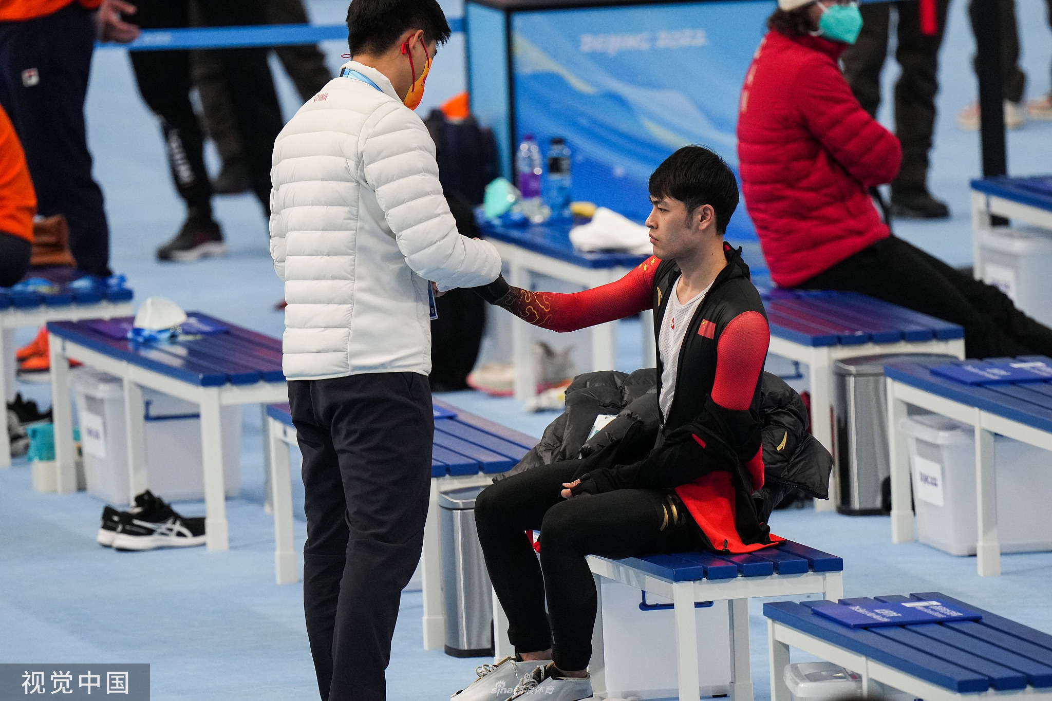 速滑男子1000米宁忠岩获得第五