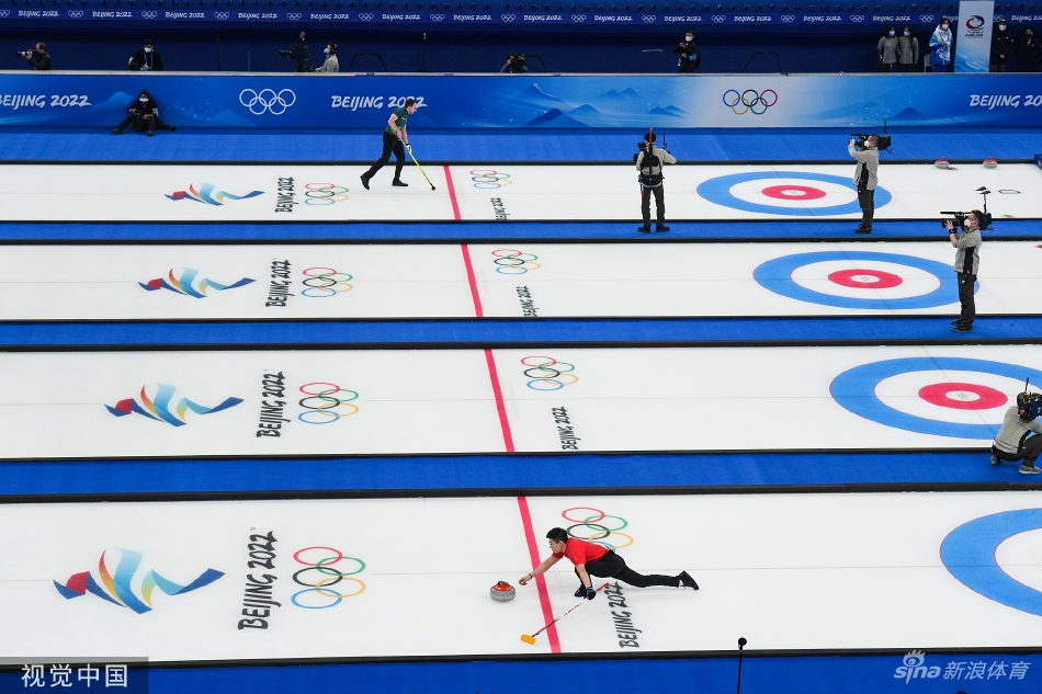 [冰壶混双]范苏圆/凌智5-7负美国组合