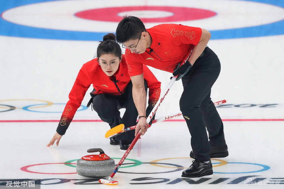 [冰壶混双]范苏圆/凌智5-7负美国组合