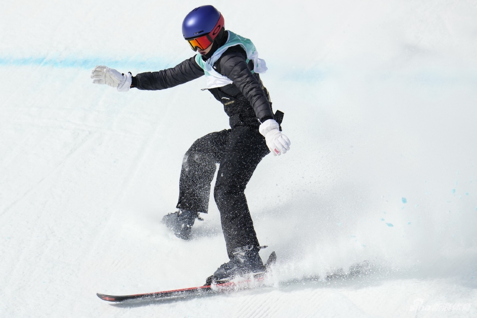 大跳台资格赛谷爱凌首秀晋级决赛