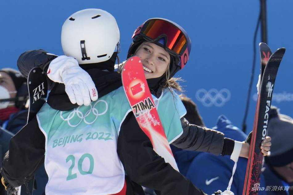 大跳台资格赛谷爱凌首秀晋级决赛