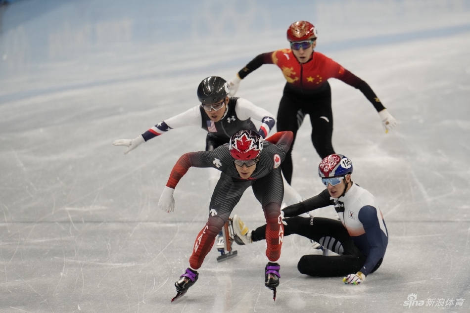 新浪现场直击冬奥速度滑冰比赛