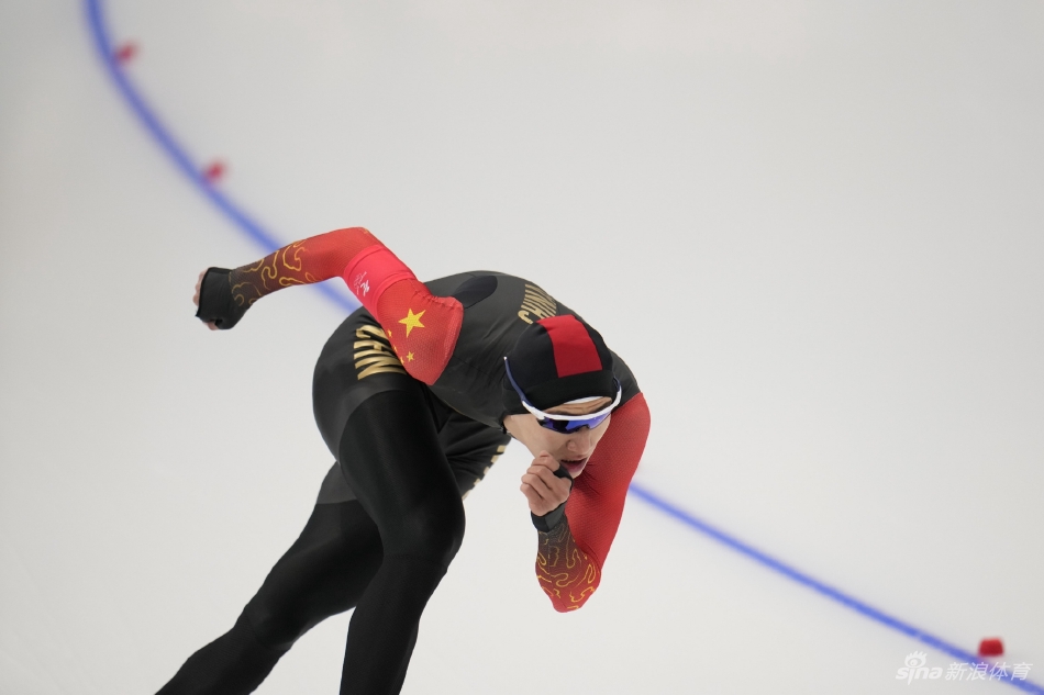 新浪直击速滑男子1500米宁忠岩获第7