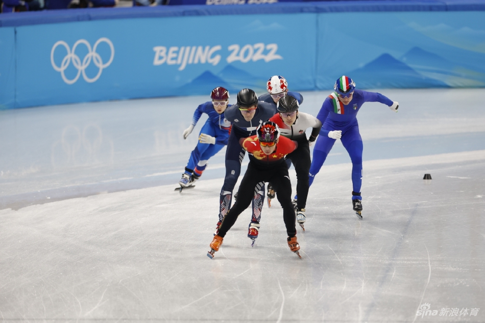 速滑1500米张添翼无缘半决赛 孙龙小组第四