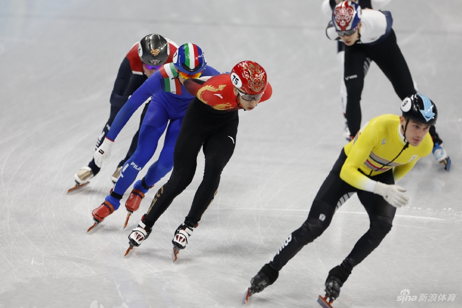 速滑1500米张添翼无缘半决赛 孙龙小组第四