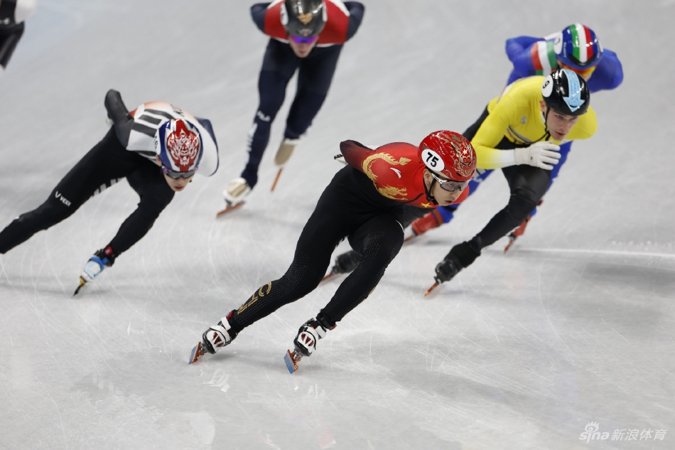 速滑1500米张添翼无缘半决赛 孙龙小组第四