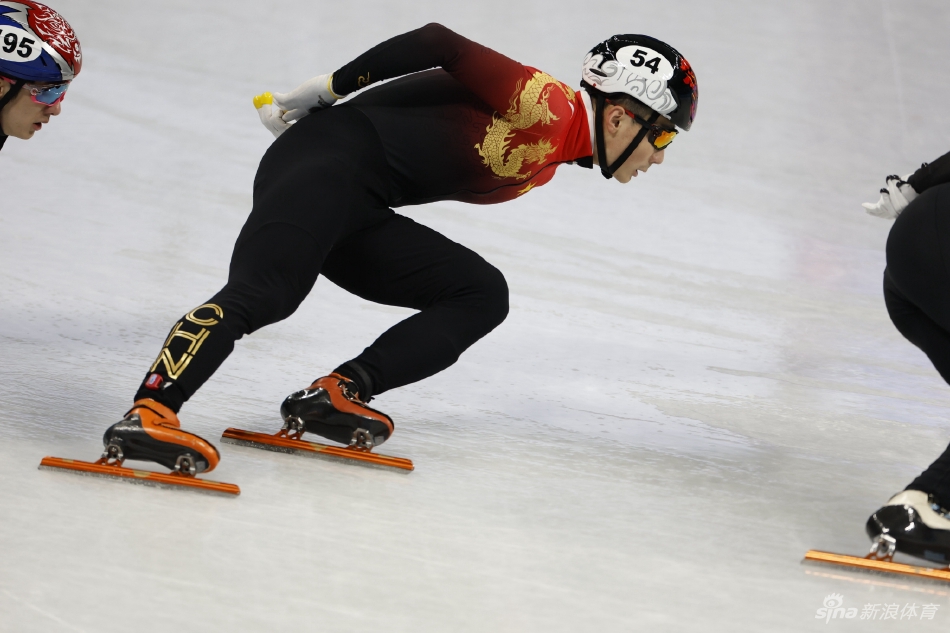 1500米半决赛任子威犯规被取消成绩