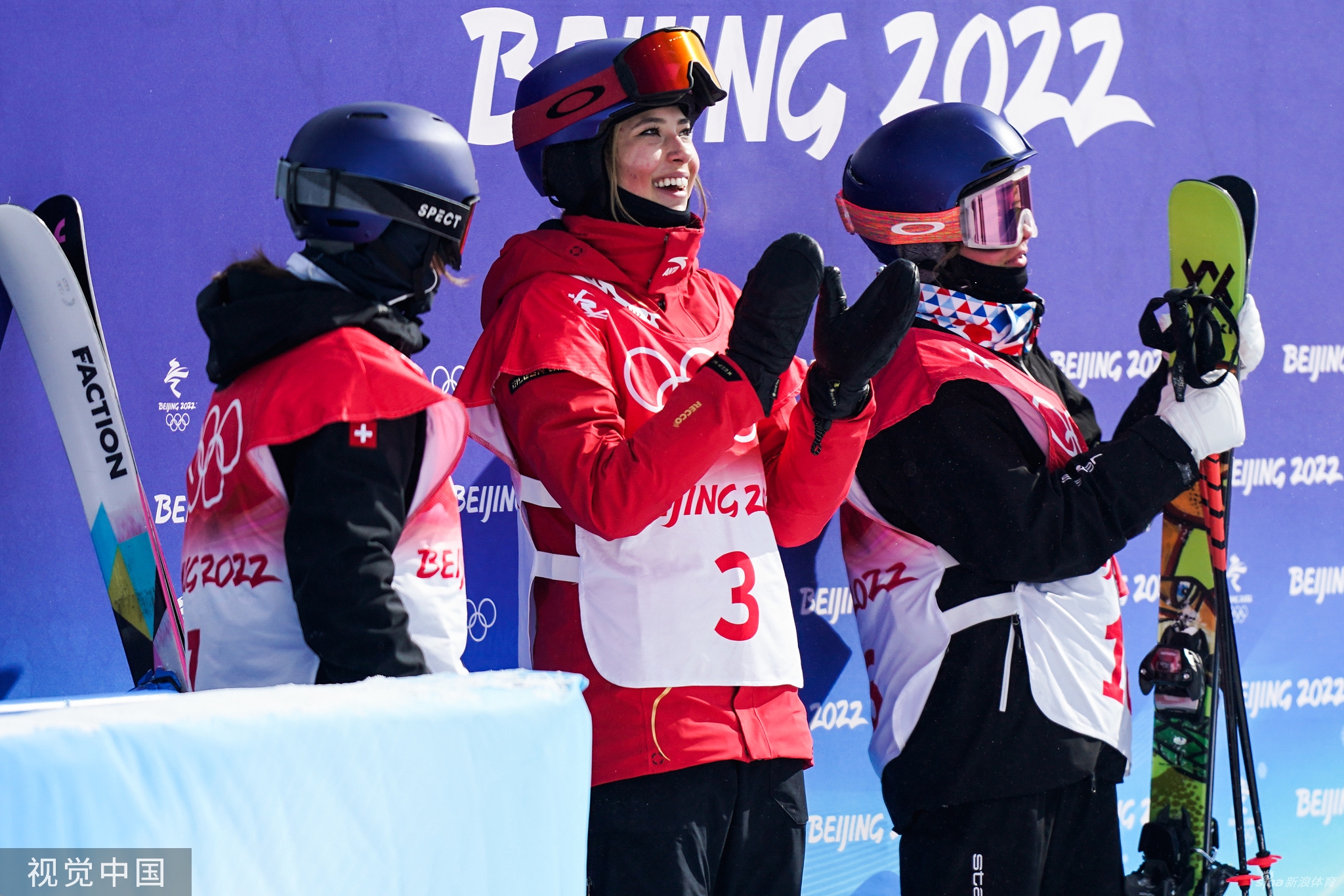 女子坡面障碍技巧谷爱凌摘银
