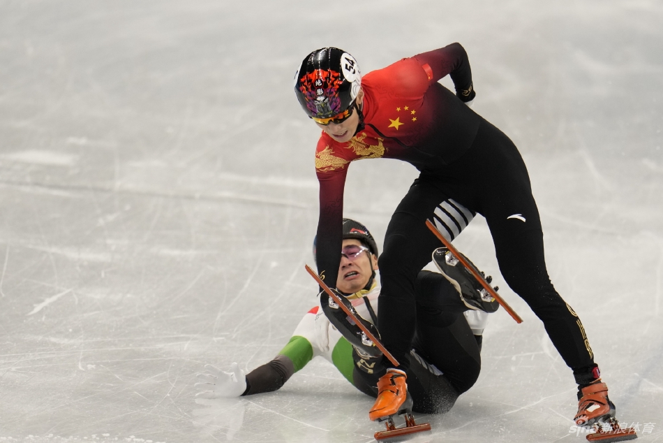 新浪直击速滑1000米任子威夺中国第二金