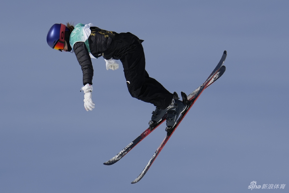 大跳台资格赛谷爱凌首秀晋级决赛