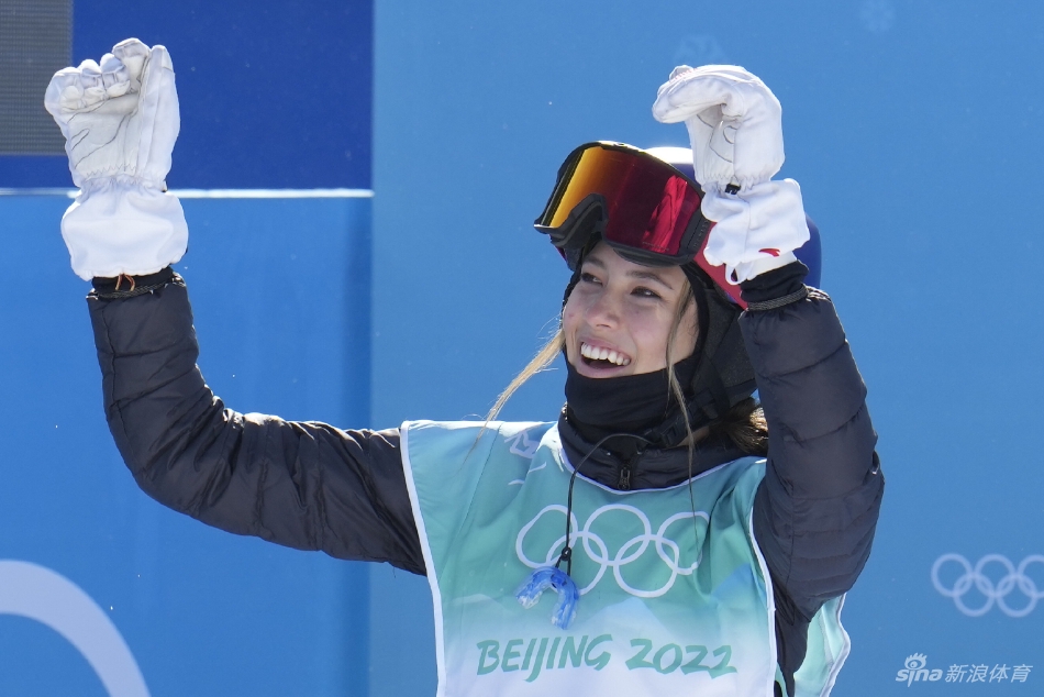 大跳台资格赛谷爱凌首秀晋级决赛