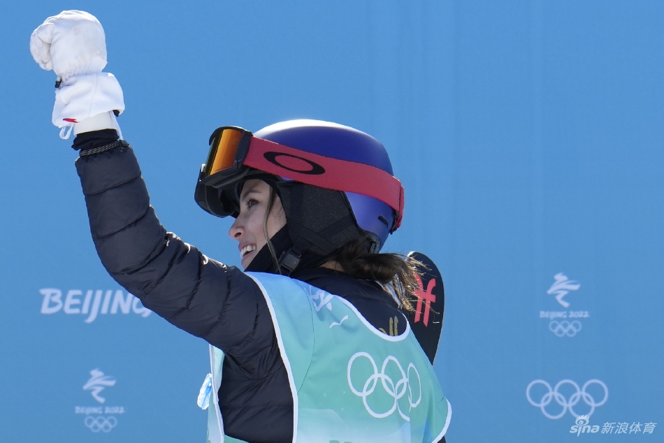 大跳台资格赛谷爱凌首秀晋级决赛