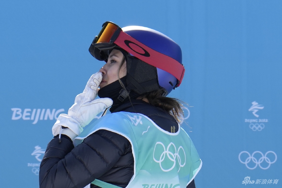 大跳台资格赛谷爱凌首秀晋级决赛