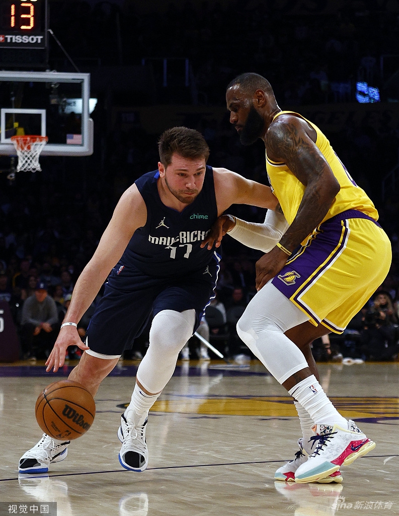 [NBA]独行侠109-104湖人 詹姆斯空砍24+12