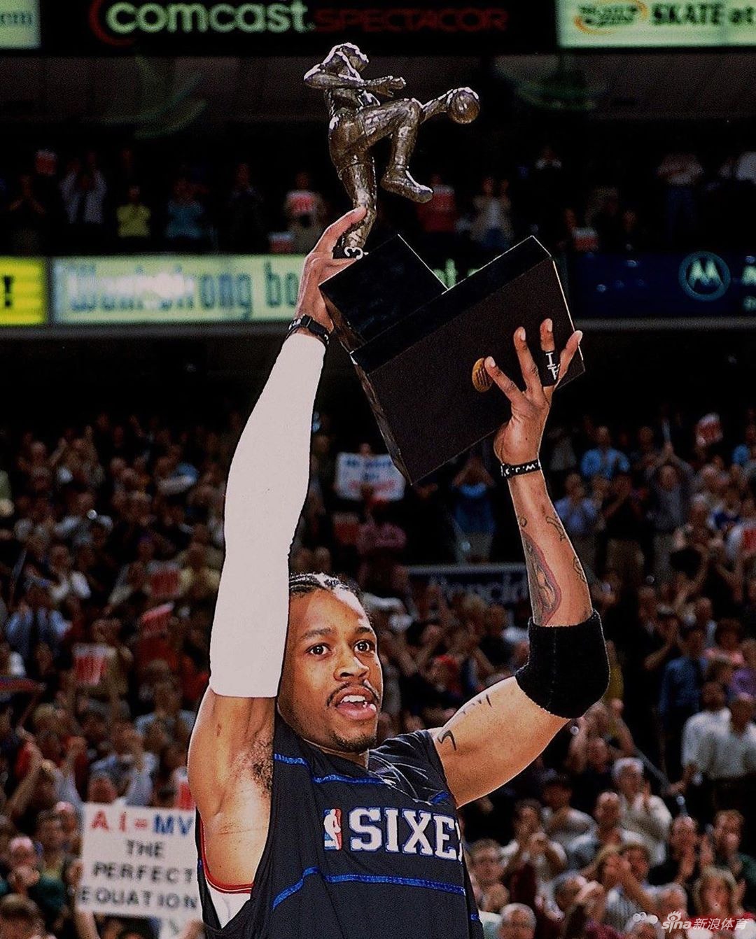 艾弗森45岁生日快乐 感谢球迷：爱所有爱我的人！