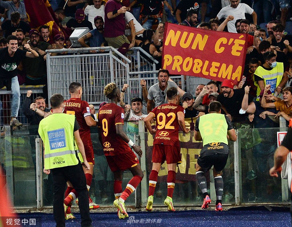 [意甲]罗马2-1萨索洛 沙拉维补时绝杀穆帅狂奔