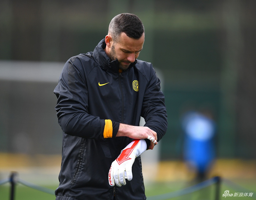 国米门将汉达诺维奇新冠检测呈阳性