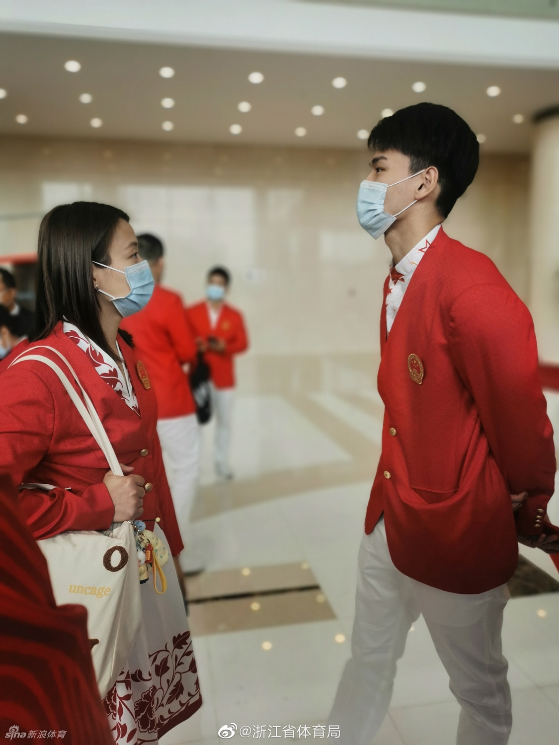 杨倩管晨辰汪顺出席浙江奥运全运表彰大会