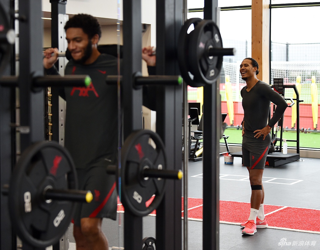 范戴克与戈麦斯回归利物浦训练训练