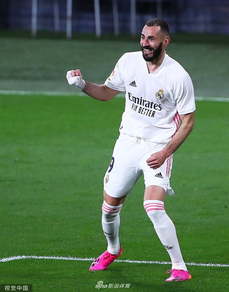 [西甲]加的斯0-3皇马 本泽马梅开二度+助攻