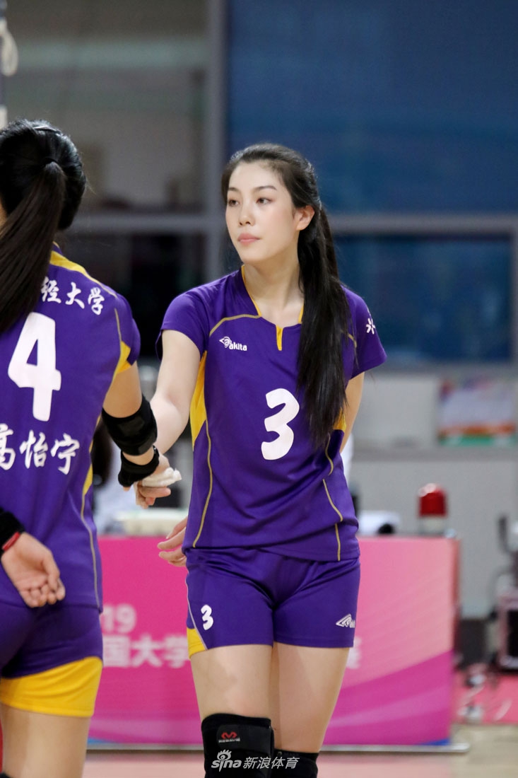 CUVA中国大学生排球联赛 女排颜值高分有人酷似刘亦菲