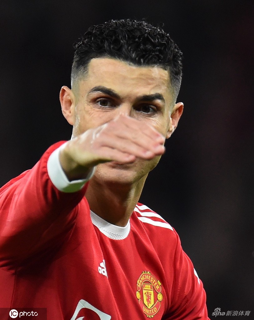 一声叹息！C罗梅西连续两季无缘欧冠八强