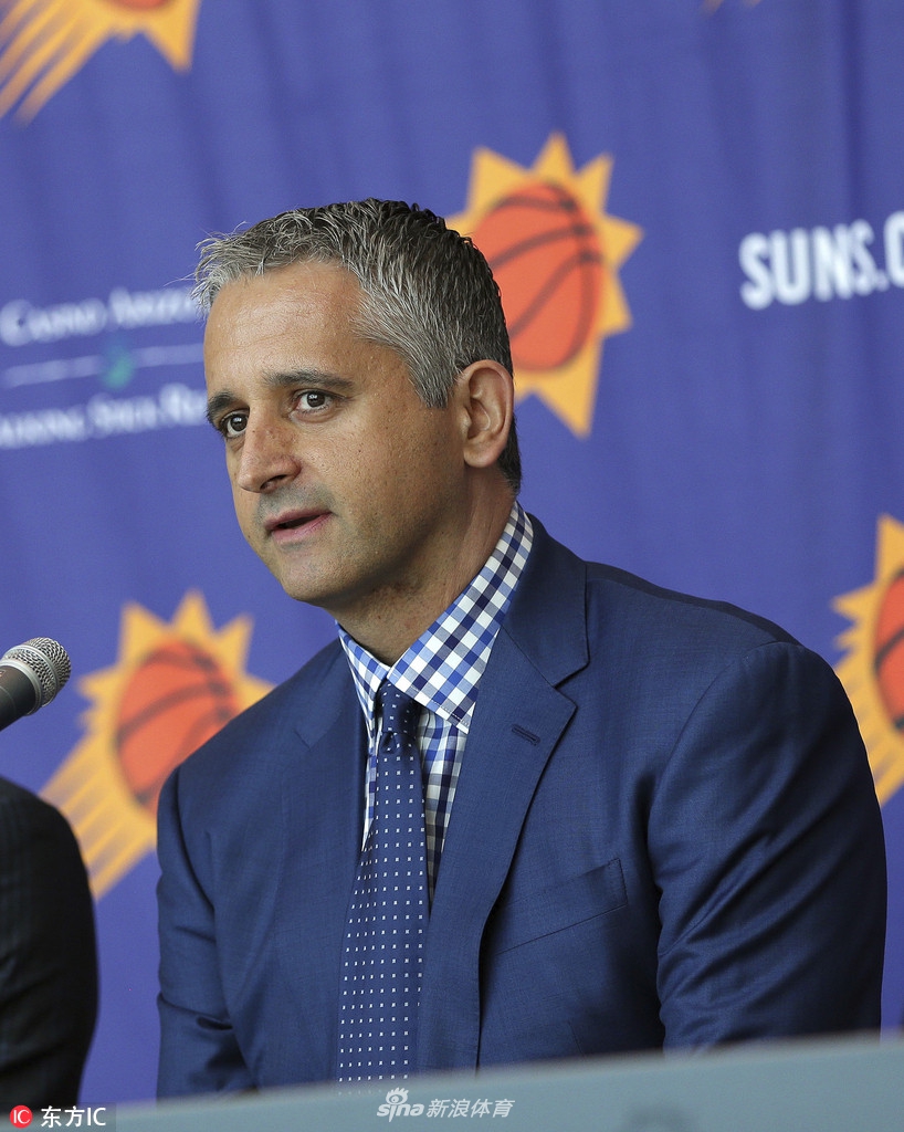 太阳新任主教练科科什科夫亮相