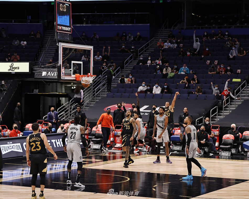 [NBA常规赛]开拓者122-117猛龙